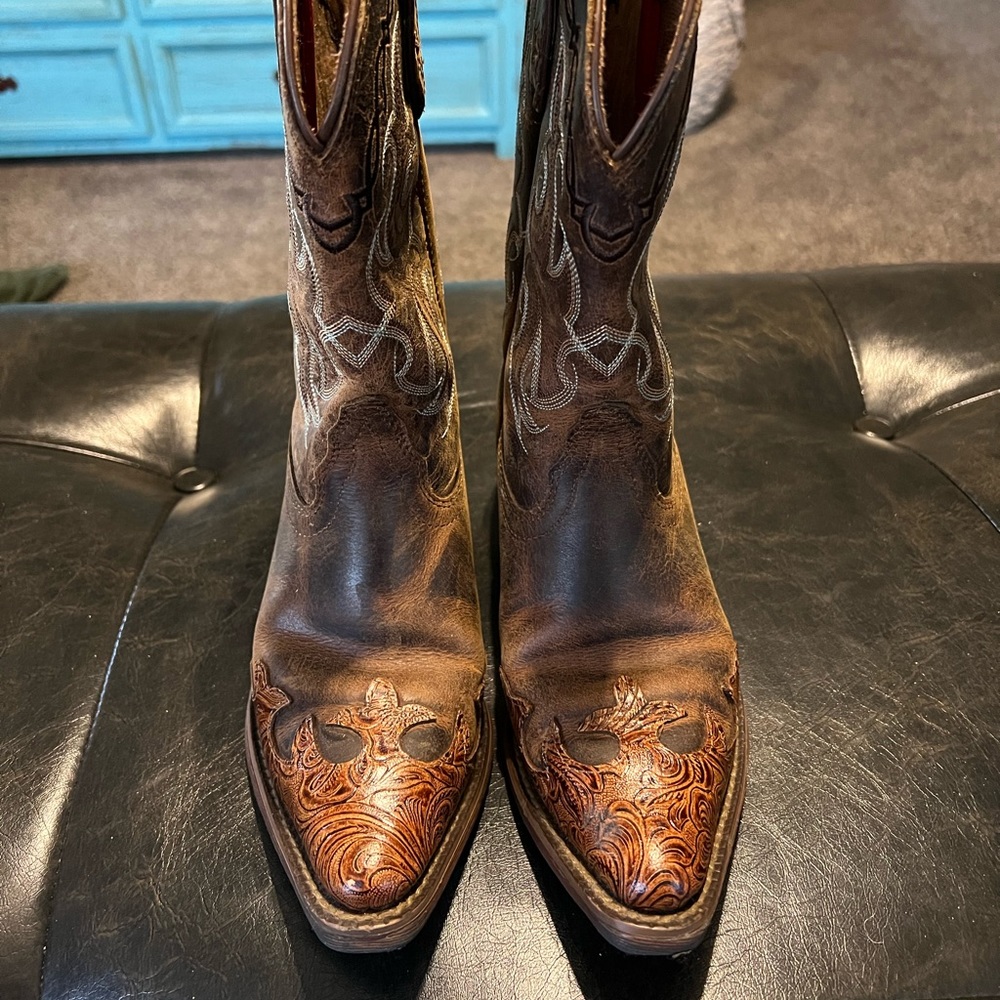 Girls Boots